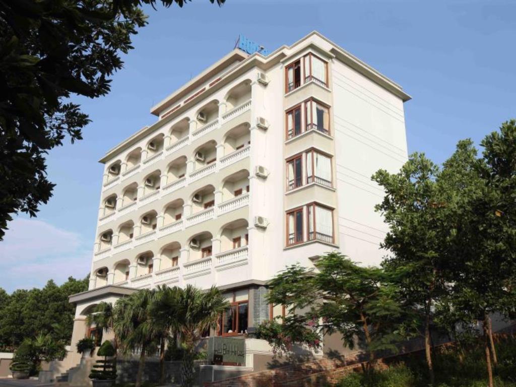 Hoa Binh Ha Long Hotel Екстер'єр фото